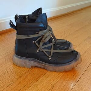 Black lug sole boots 39/US 8.5/9
